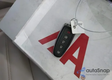 2019 Ford Escape Sel z USA, uszkodzony, nr VIN 1FMCU0HD0KUC20545